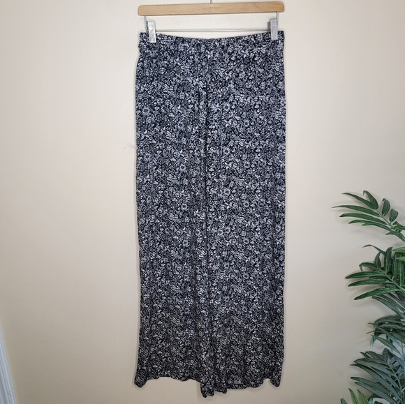 NWT Apricot | Black & Cream Ditsy Floral Palazzo Trousers Size Medium - Picture 6 of 7